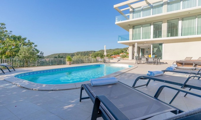 Zaton Villa | Luxury Five Star Villa near Dubrovnik is perfect place for group vacation