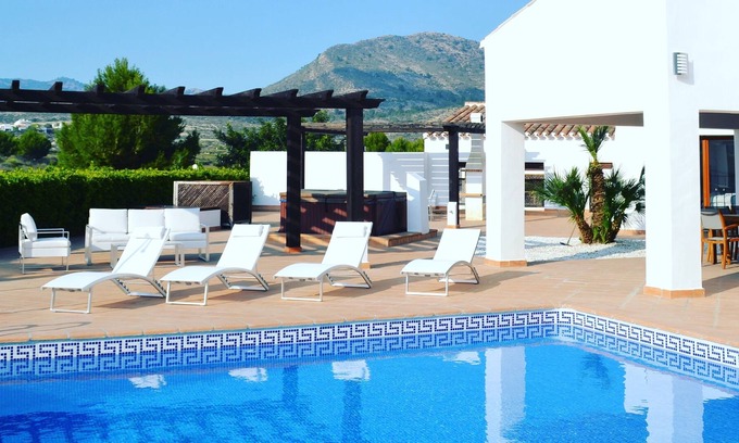 Caserio Los Tarquinos Villa | Luxury frontline golf villa, El Valle Golf Resort