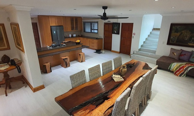 Marloth Park House | Luxury Guesthouse Co @ RiverHouse