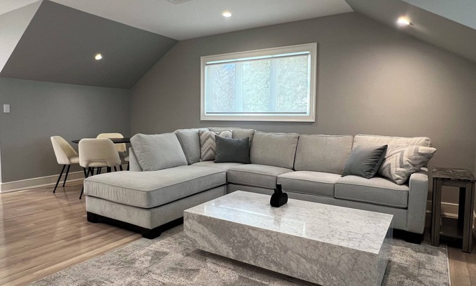 Greenlawn Apartment | Luxury High-End Build. New!