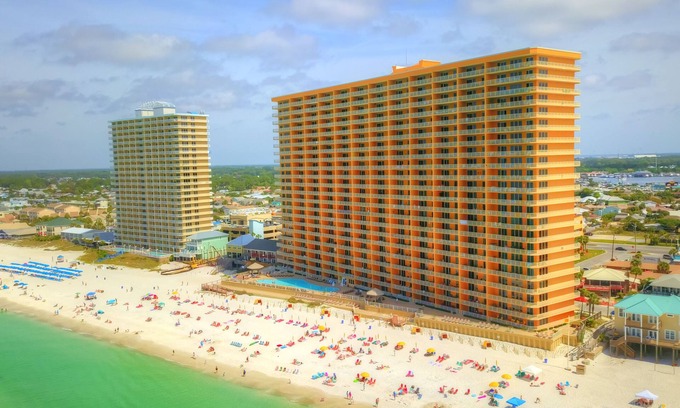 Lower Grand Lagoon Condo | Luxury 'home away from home' with a gulf front view - Beach Service Included!