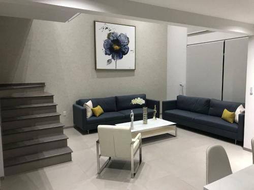 El Marques House | Luxury house with all the amenities Gym Seg Aa cal Pool Tv Wifi