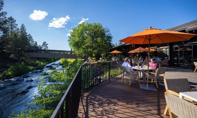 Orchard District Apartment | Luxury in Bend, OR | Deluxe Queen close to Nature