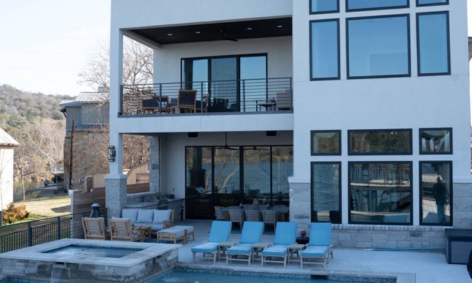 Marble Falls House | Luxury Lake Front Hideaway on Lake LBJ