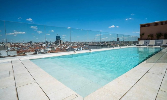 Justicia Condo | Luxury Living in the Heart of Madrid! 2bedrooms and 2 bathrooms units!