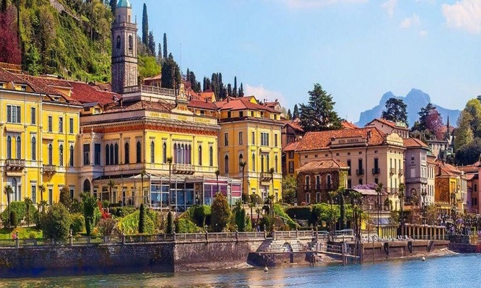 Cremia Villa | Luxury location with breathtaking views of Lake Como - Sleeps 14