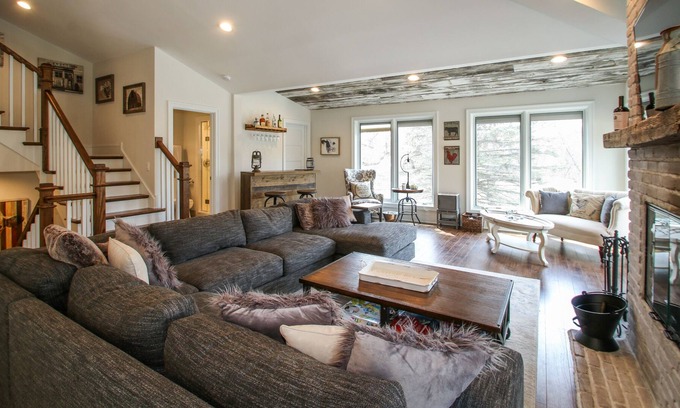 Fontana Condo | Luxury Lodge-Amazingly Decorated Comfortable AS Condo