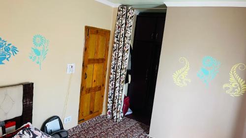 Nishat-Shalimar House | Luxury lodge homestay