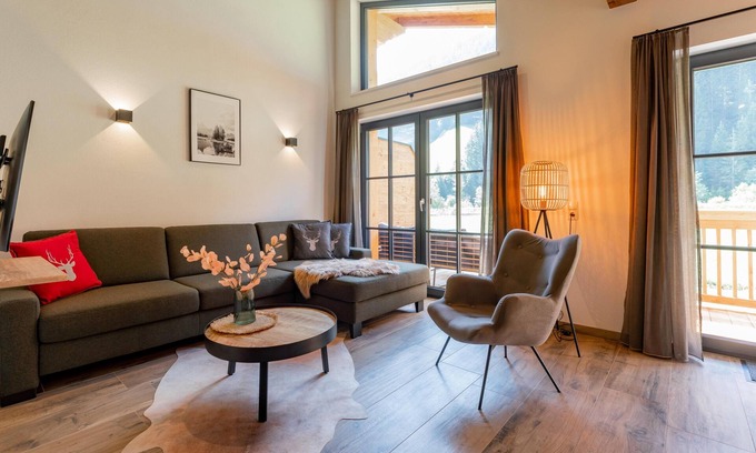 Eben im Pongau Ski Chalet | Luxury lodge with a private sauna near Flachau