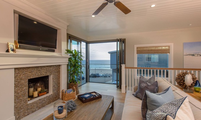 The Strand House | Luxury Manhattan Beach Home Steps from the Sand + Rooftop Deck