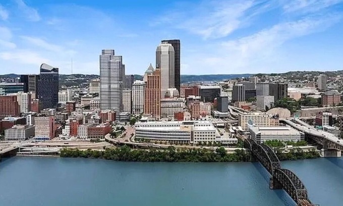 Mount Washington House | Luxury Mountainside with Spectacular City Views