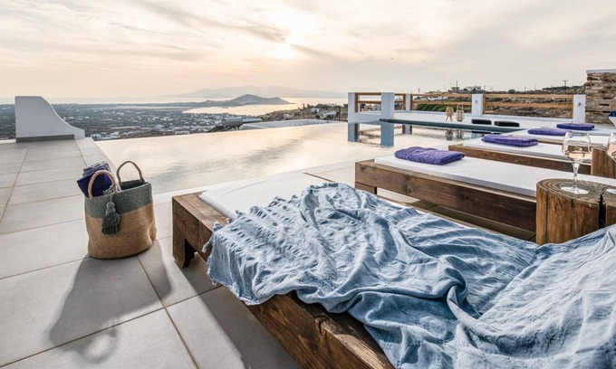 Naxos Town Villa | Luxury Naxos Villa | Villa Chryssa | 4 Bedrooms | | Private Pool | Spacious.