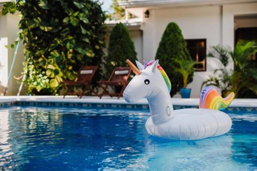 Managua House | Luxury Oasis in Las Colinas- Elegant 3-Bedroom Villa