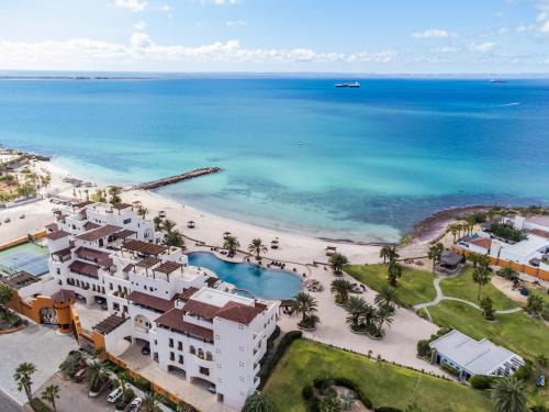 La Paz Apartment | Luxury Oceanfront Condo at El Caimancito Beach