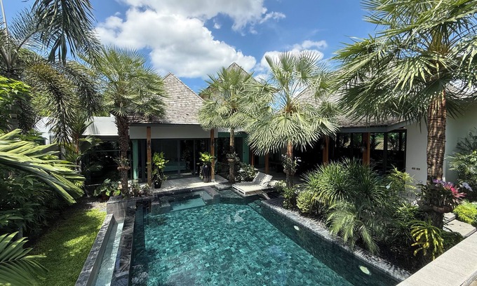 Bang Tao Villa | Luxury Pool Villa Jacuzzi Gym Cinema Laguna