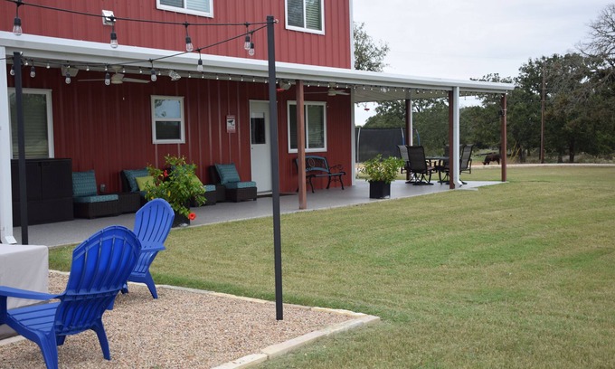 Bryan House | Luxury Ranch living, 10 min to Kyle Field
