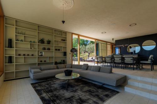 Colle San Valentino Villa | Luxury Retreat - piscina da sogno