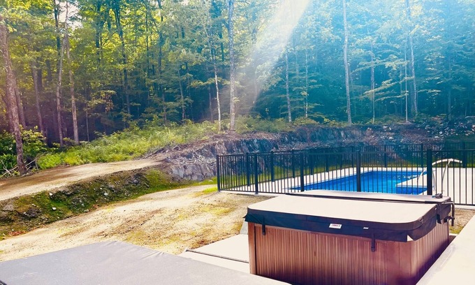 Orford Condo | Luxury Ski Condo - 1 minute from Orford Ski Lodge