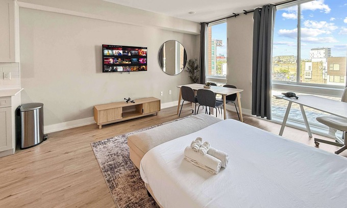 Northern Liberties Apartment | Luxury Studio | 1 Bed | Northern Liberties