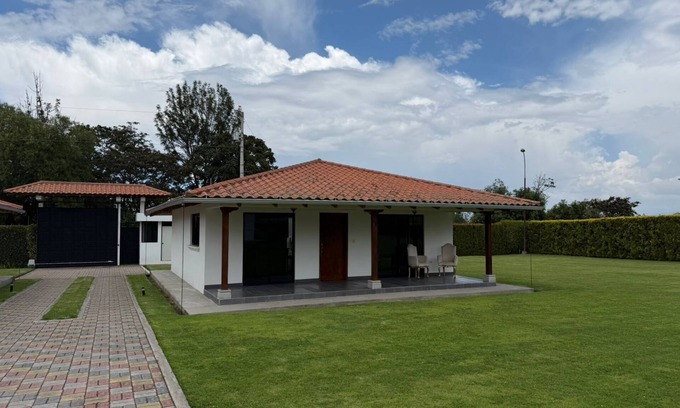 Puembo Apartment | Luxury suite only 10 minutes from Mariscal Sucre International Airport