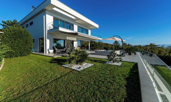 Crikvenica Villa | Luxury Villa Infinity Crikvenica