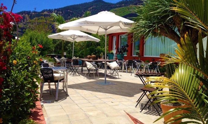 Valsequillo de Gran Canaria Villa | Luxury Villa Sleeps 8 + 4 Bed Air Contioning/6 Bathroom/Countryside