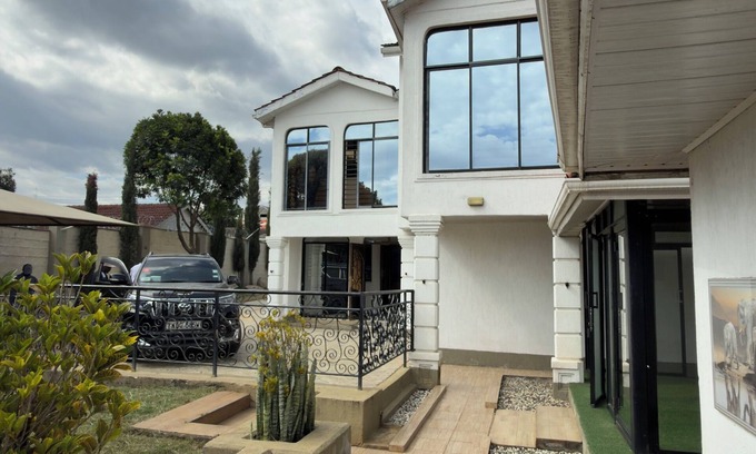 Nakuru House | LUXURY VILLA WITH OWN COMPOUND IN NAKURU by CANT RUSH GREATNESS LTD