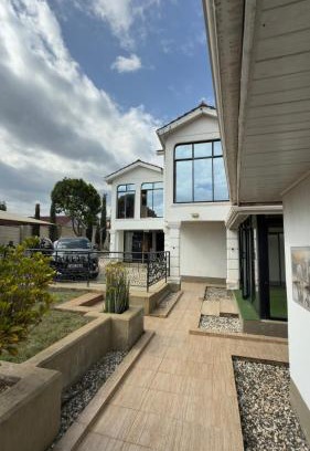 Nakuru Apartment | LUXURY VILLA WITH OWN COMPOUND by CANT RUSH GREATNESS LTD