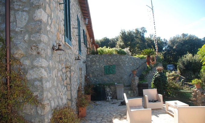 Ansedonia Villa | Luxury villa with swimming pool 500 meters from the sea.
