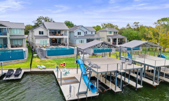 Kingsland House | Luxury Waterfront Home with Swimming Pool Hot Tub and 2 Boat Slips