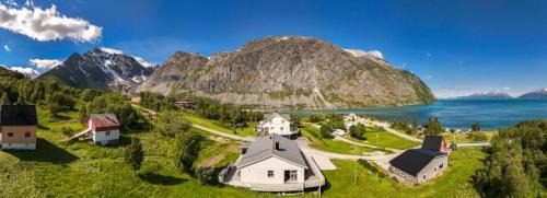 Koppangen Villa | Lyngen Flexible Living - Alpine cabins at the start of the mountain
