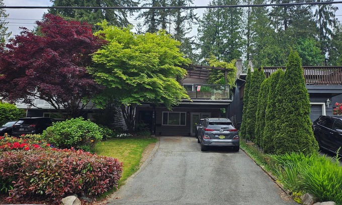 District of North Vancouver Apartment | Lynn Valley Private Garden Suite