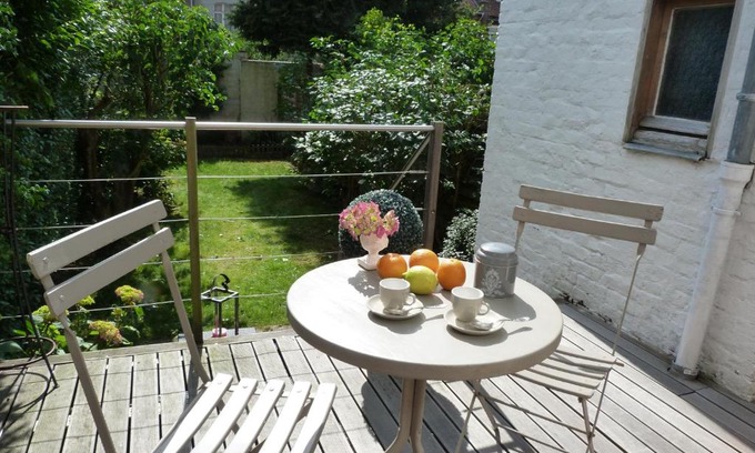 Faubourg de Bethune Apartment | M'amour