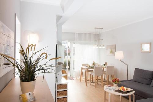 Groemitz Apartment | M2 - Apartmenthaus Marienburger Str 4 - FERIENDOMIZIL HOLLICH