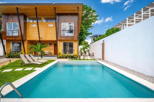 Coco Hotel | Macondo Ecolodge Heliconia - Bromelia