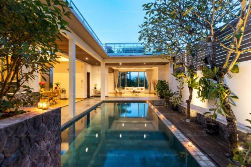 Mumbul Villa | Maestro Bay View Villa by Premier Hospitality Asia