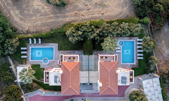 Xiro Chorio Villa | Magic Media Resort