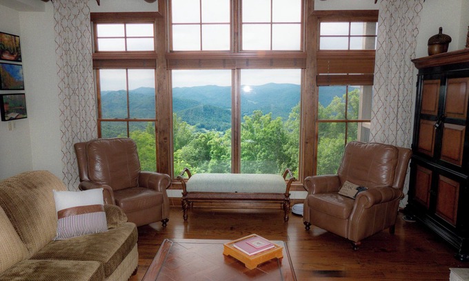 Burnsville Condo | Magical Views and Sunsets Living Above the Clouds at Mountain Air