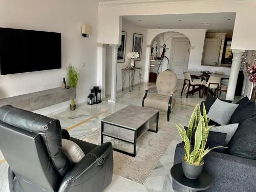 Nueva Andalucia Apartment | Magna Marbella Golf Resort Apartment