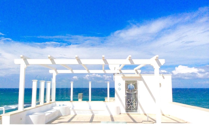 Villanova Apartment | Magnificent seaside residence with a 50 m² rooftop terrace and 2 large balconies