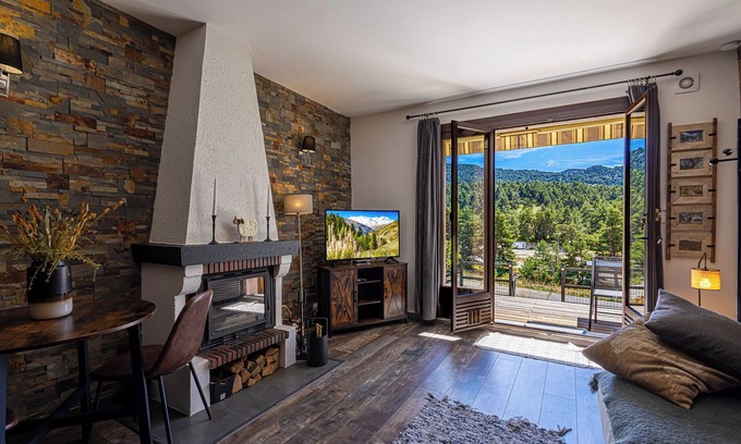 Greolieres les Neiges Apartment | Magnificent studio with terrace and garden with breathtaking mountain views