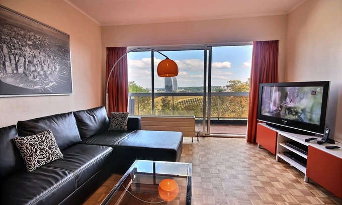 Liege Apartment | Magnificient view in a tree-filled setting | Adelo