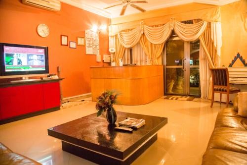 Teshie Hotel | Magnolia lodge