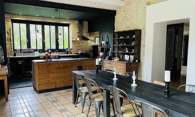 Etrelles-et-la-Montbleuse Villa | Maison de Charmes, Park, Swimming pool in the heart of the Franc-Comtoise greenery