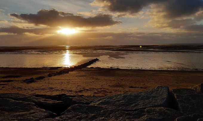 Annoville House | Maison à 1.8km de la mer et Proche des Commerces