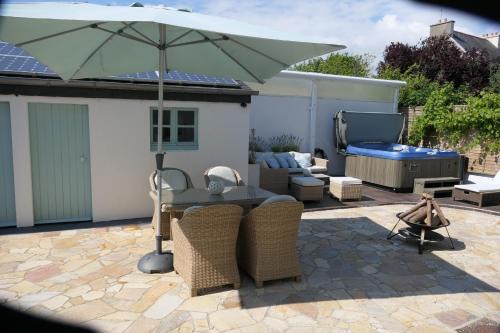 Morgat Villa | maison 3 chambres spa centre Morgat, les plages et les restaurants a pied