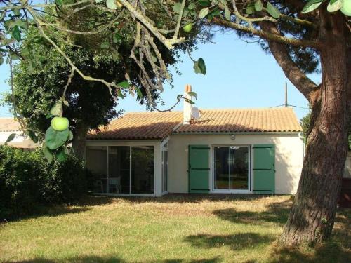 Saint-Denis-d'Oleron House | Maison 3 pièces avec jardin, proche centre et plages, Saint-Denis-d'Oléron - FR-1-246A-339
