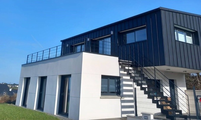 Pleneuf-Val-Andre House | Maison 8 Personnes Avec Piscine Chauffée à Pléneuf Val André