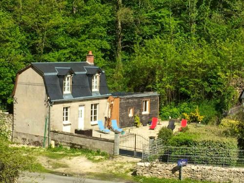 Athee-sur-Cher House | Maison accueillante à Bléré avec cheminée et terrasse
