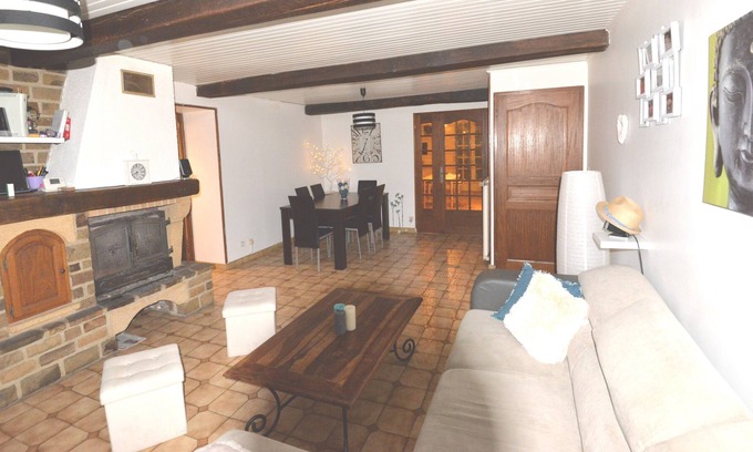 Les Mazures House | Maison Ancienne Tout Confort Avec Grande Terrasse au Calme